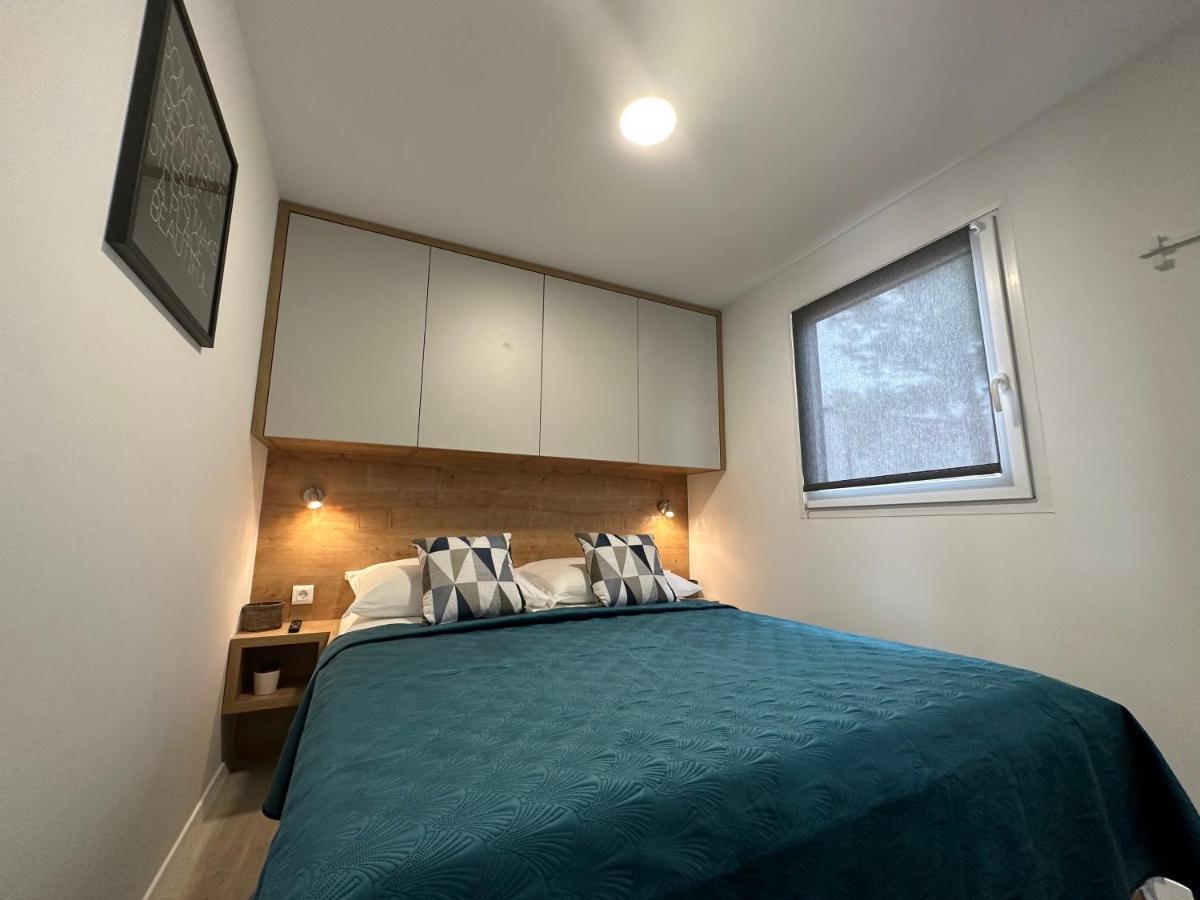 Mobile Home Mare Blu Rovanjska Exterior photo
